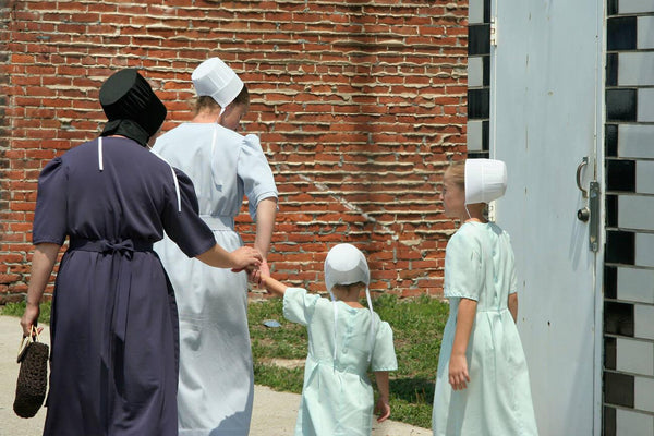 amish bonnets meaning