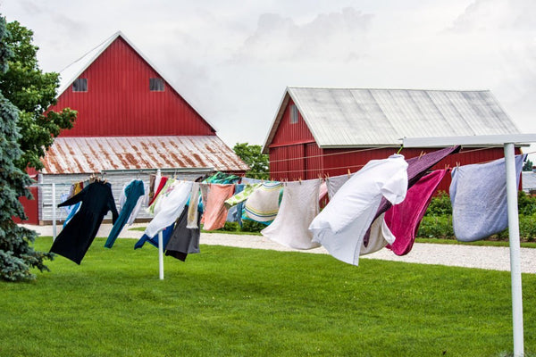 customs of amish people